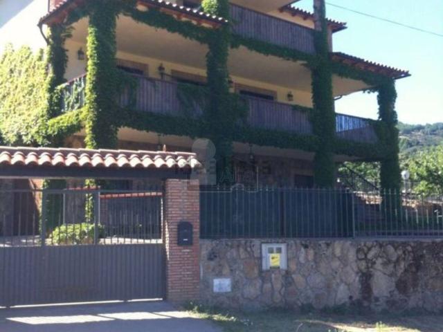 Casa en venta en Valdastillas, Extremadura