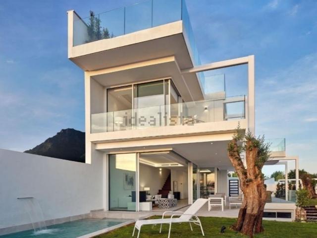 Casa en venta en La Carolina, Costa del Sol Occidental