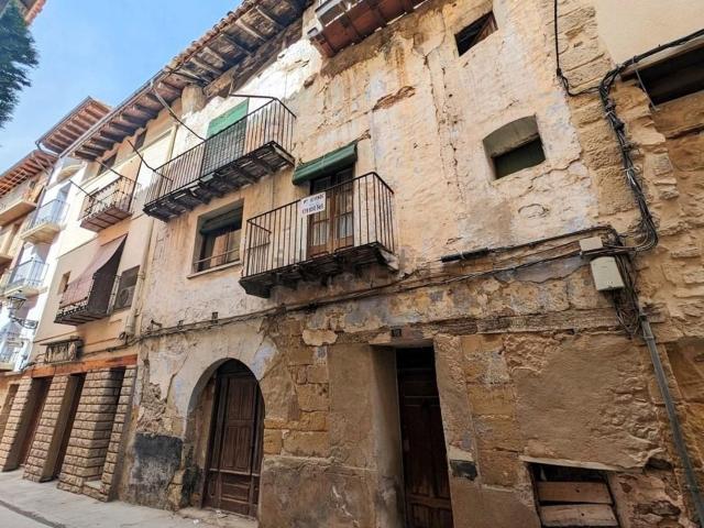 Casa en venta en Valderrobres