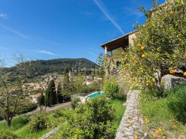 Casa en venta en Valldemossa, es Nogueral