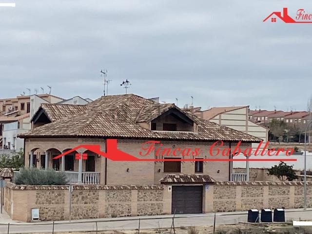 Casa en venta en Valmojado Casa en venta en Valmojado