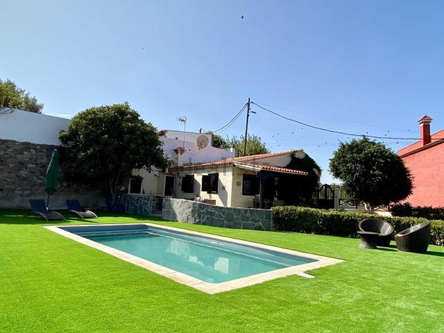 Casa en venta en Vega De San Mateo, Canarias