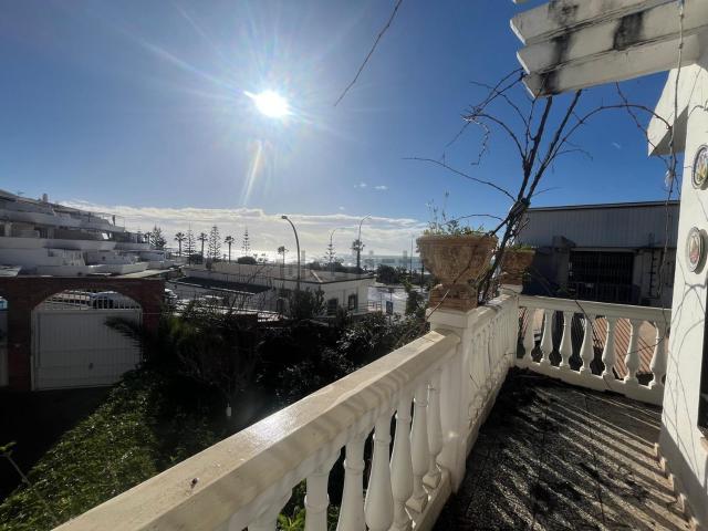 Casa en venta en Benajarafe, La Axarquía