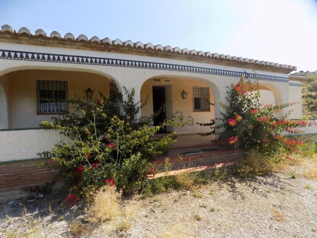 Casa en alquiler en Urbanización El Cañuelo, Vélez-Málaga