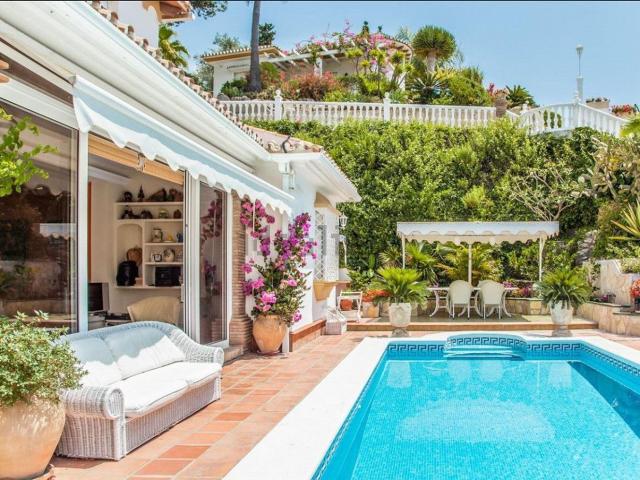 Casa en venta en Benajarafe, La Axarquía