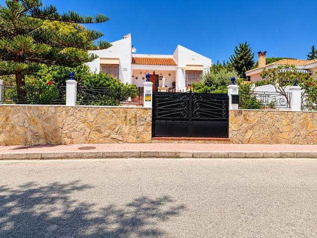 Casa en venta en Chilches, La Axarquía