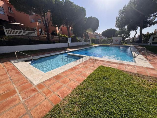 Casa en venta en Urbanización El Cañuelo, Vélez-Málaga