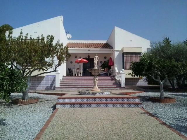 Casa en venta en Chilches, La Axarquía