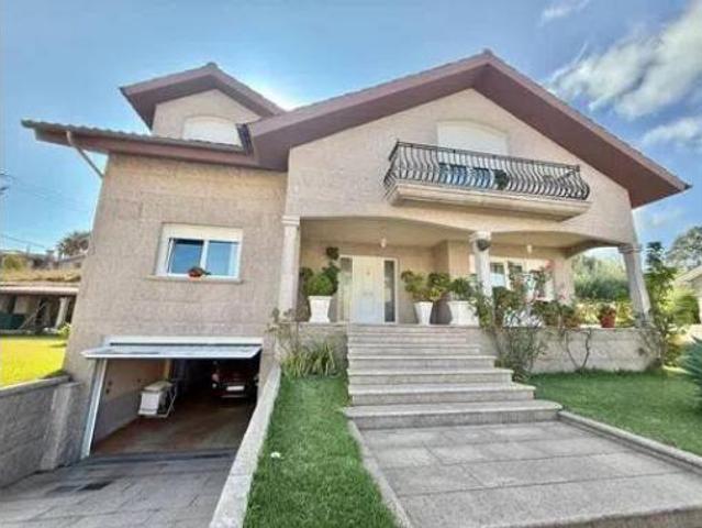Chalet en venta en A Illa de Arousa, O Salnés