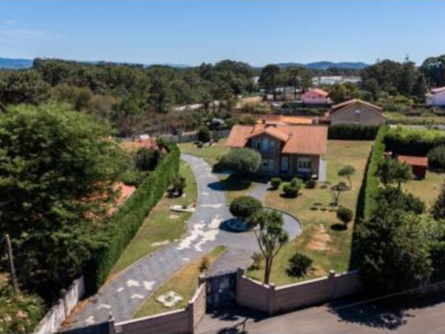 Chalet en venta en A Illa de Arousa, O Salnés