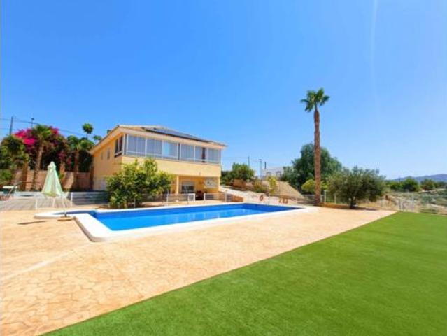 Chalet en venta en Mahoya, Oriental