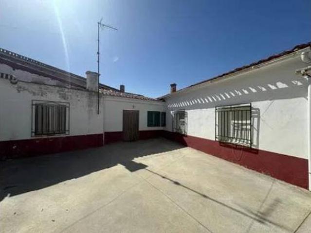 Chalet en venta en Abengibre, Castilla-La Mancha