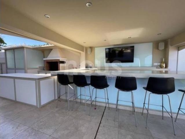 Chalet en venta en La Caleta, Adeje
