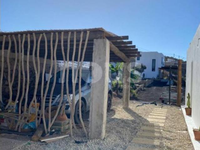 Chalet en venta en Ricasa, Adeje