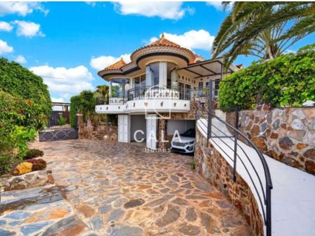 Chalet en venta en Los Menores, Adeje