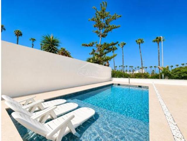 Chalet en venta en Miraverde, Adeje