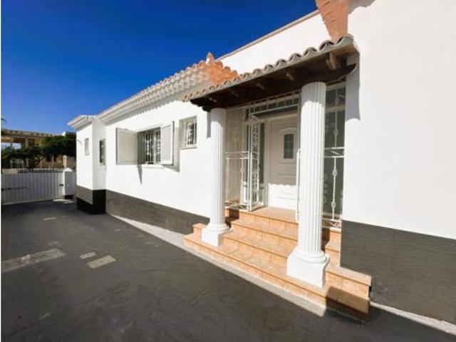 Chalet en venta en Miraverde, Adeje