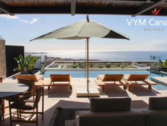 Chalet en venta en La Caleta, Adeje