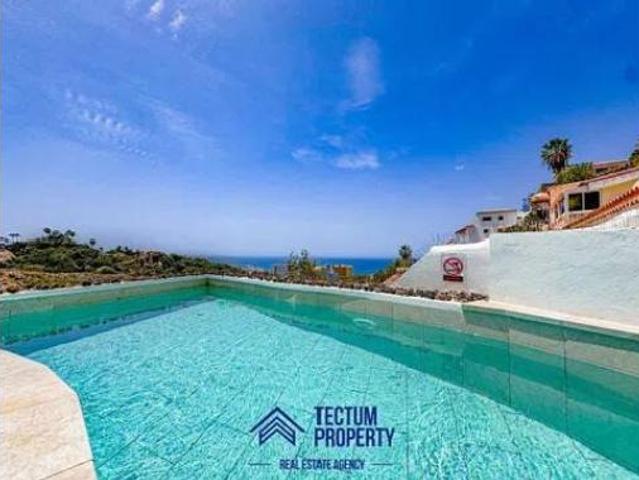 Chalet en venta en San Eugenio Alto, Adeje
