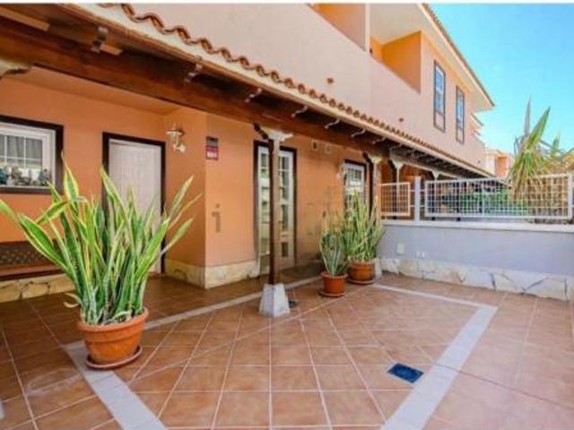 Chalet en venta en El Galeón, Adeje