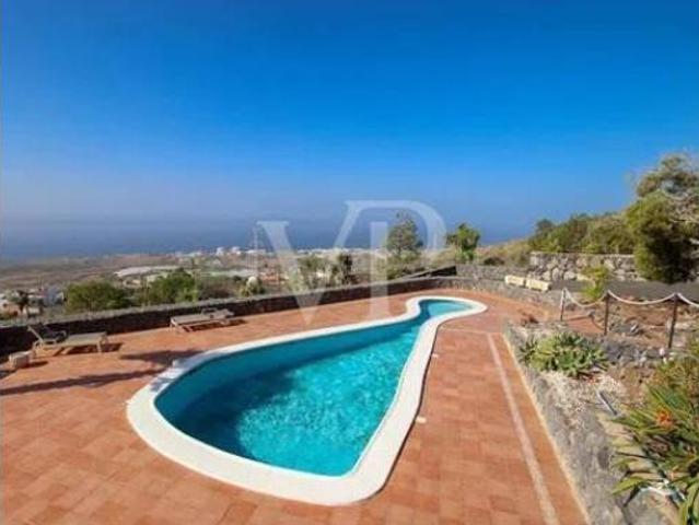Chalet en venta en Barranco de las Torres, Adeje