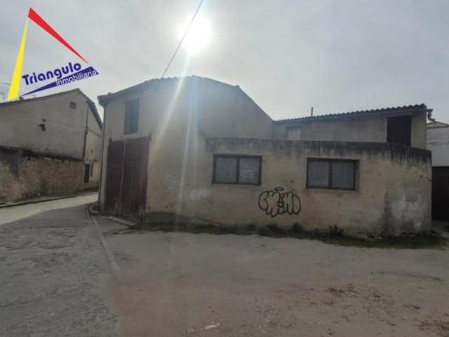 Chalet en venta en Aguilafuente, Castilla y León