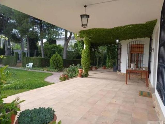 Chalet en venta en Urbanización Altos de Escucha, Albacete