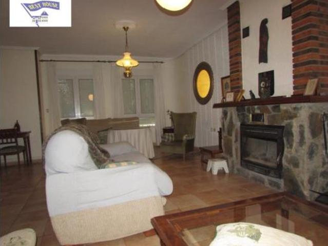 Chalet en venta en Urbanización Altos de Escucha, Albacete