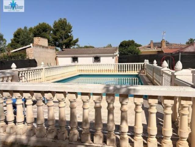 Chalet en venta en Urbanización El Trigal, Albacete