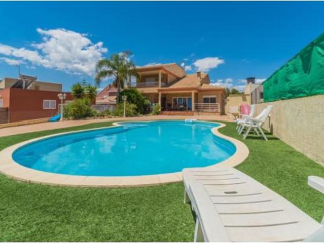 Villa en venta en Albalat Dels Tarongers, Urbanització La Caixa