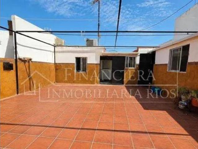 Chalet en venta en Alcalá De Guadaíra, Andalucía