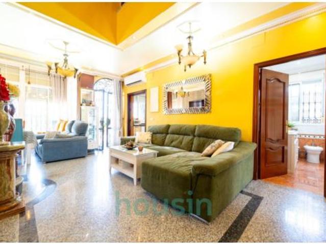 Chalet en venta en Alcalá De Guadaíra, Andalucía
