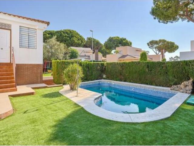 Chalet en venta en Alcalá De Guadaíra, Andalucía