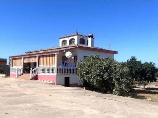 Chalet en venta en Urbanización La Galbana, Alcalá De Guadaíra
