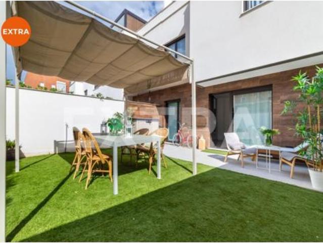 Chalet en venta en Distrito II, Alcalá De Henares