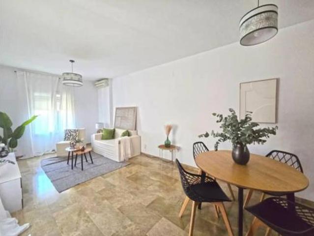 Chalet en venta en Alcalá Del Río, Andalucía