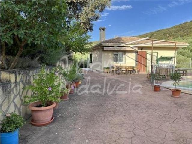Chalet en venta en Alcalá La Real, Andalucía