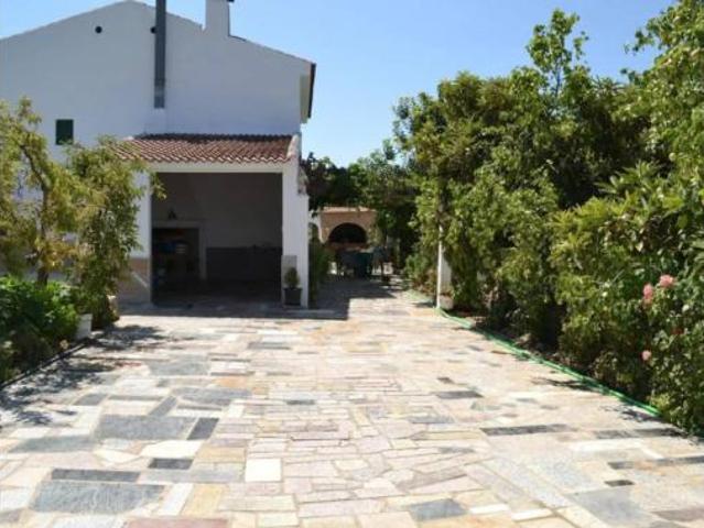 Chalet en venta en Alcaudete, Andalucía