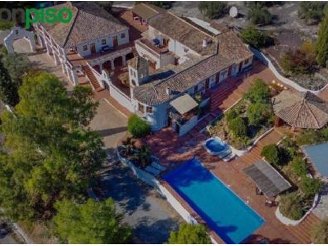 Chalet en venta en Alcalá La Real, Andalucía