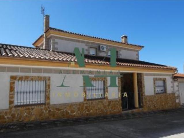 Chalet en venta en Aldea Del Cano, Extremadura