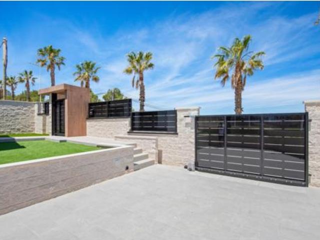 Chalet en venta en Urbanización Montemar, el Baix Segura / La Vega Baja