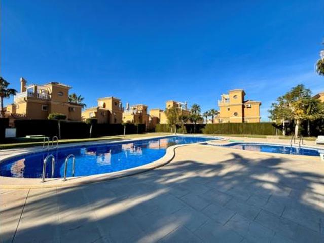 Chalet en venta en Urbanización Lo Crispín, el Baix Segura / La Vega Baja