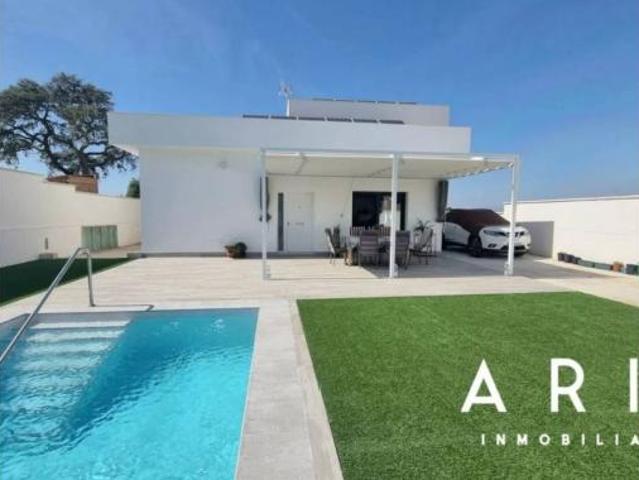 Chalet en venta en Alhaurín De La Torre, Málaga