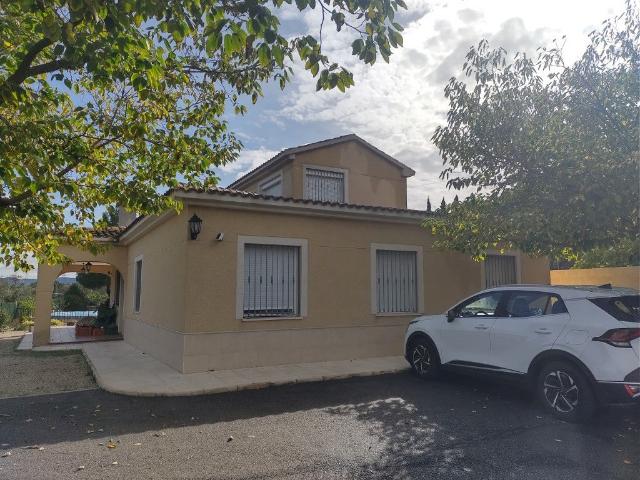 Villa en venta en Castalla