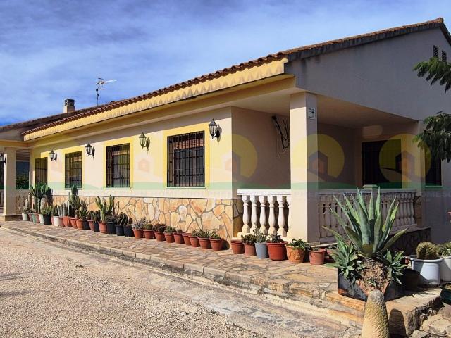 Chalet en venta en el Comtat, Valencia