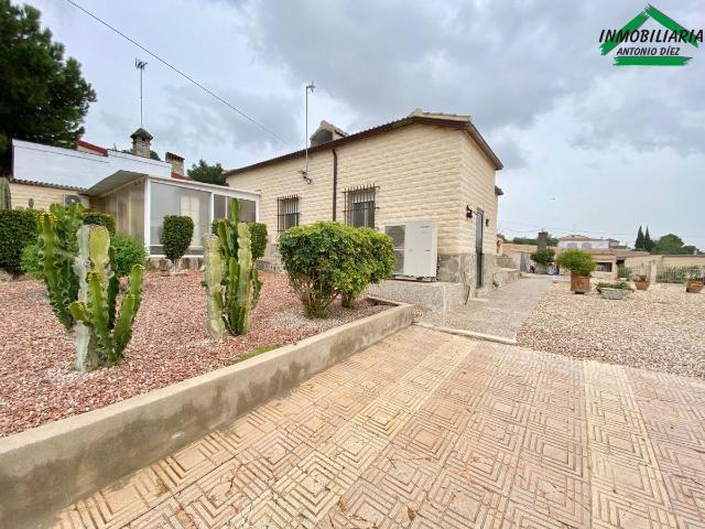 Chalet en venta en el Vinalopó Mitjà / El Vinalopó Medio, Valencia