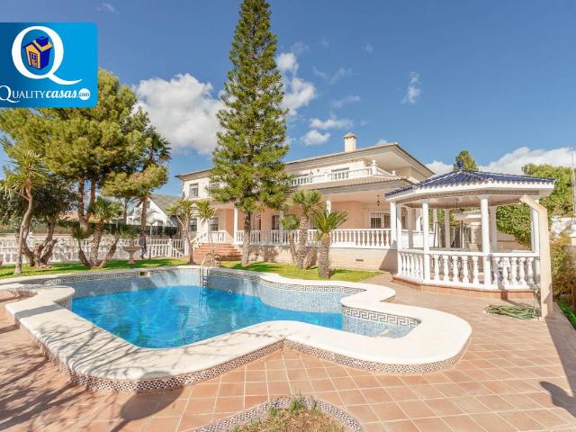 Villa en venta en San Vicente Del Raspeig, la Borinquen