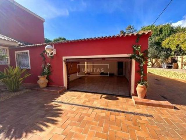 Chalet en venta en Orgègia Baixa, l'Alacantí