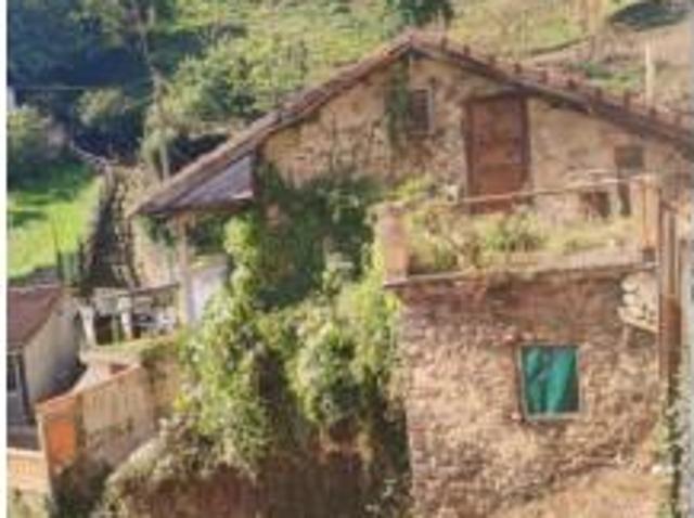 Chalet en venta en Morea / Moreda, Aller