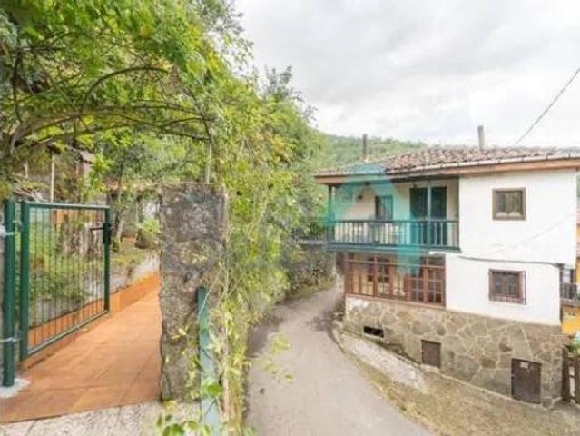 Chalet en venta en Serrapio, Aller